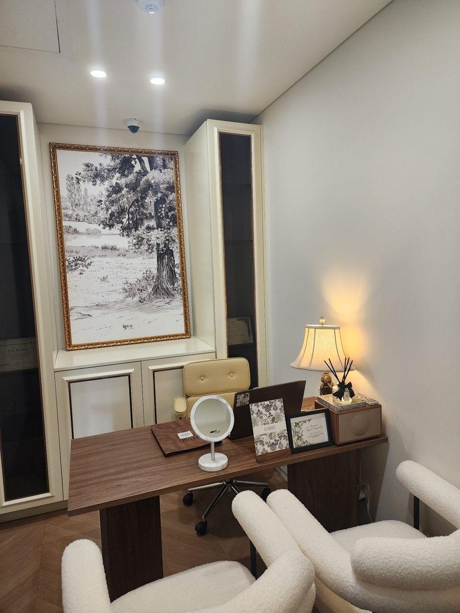 Laurel Clinic3