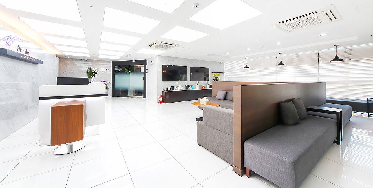 Wrinkle Plastic Surgery Clinic3