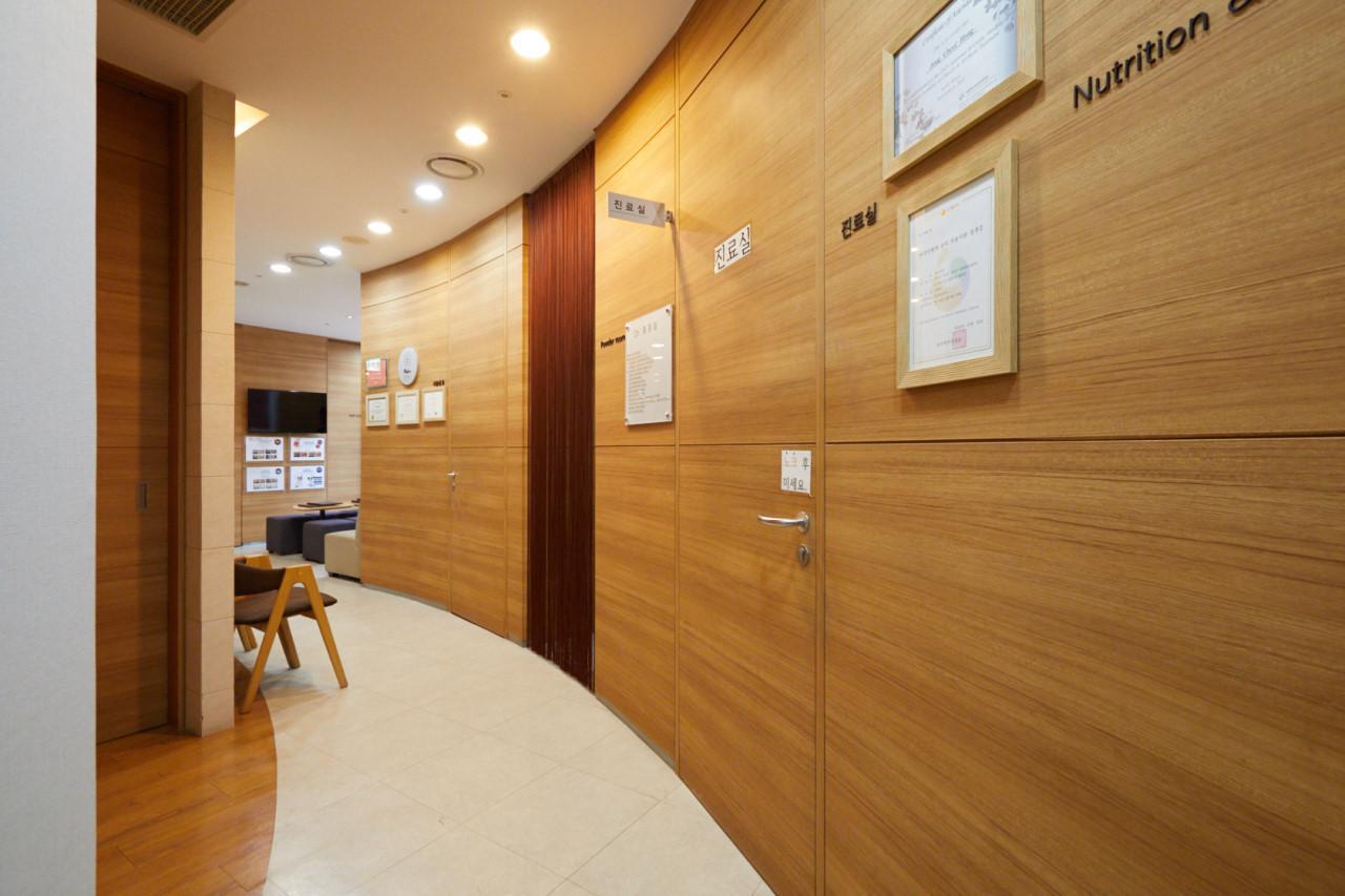 Louis Clinic4