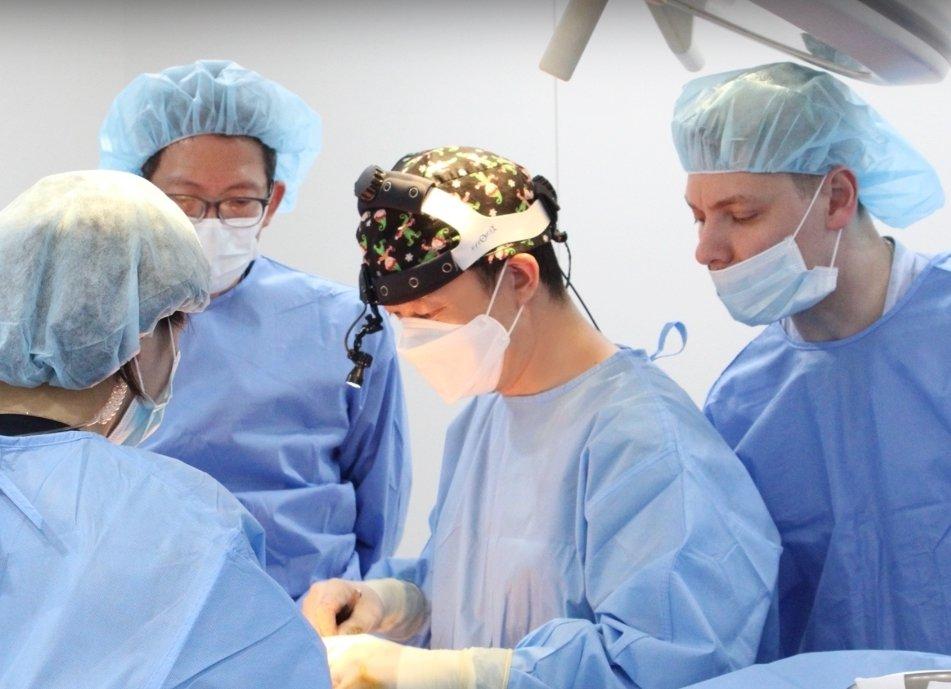 Eight Plastic Surgery Clinic1