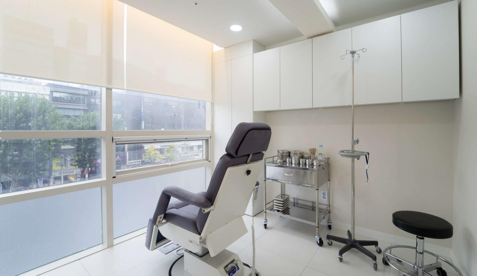 Lemiel Plastic Surgery Clinic4