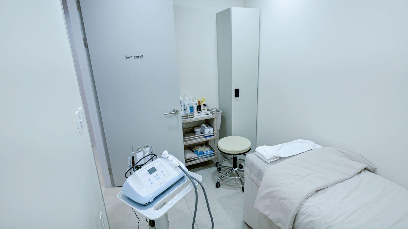 Dr. E-Laser Dermatology4