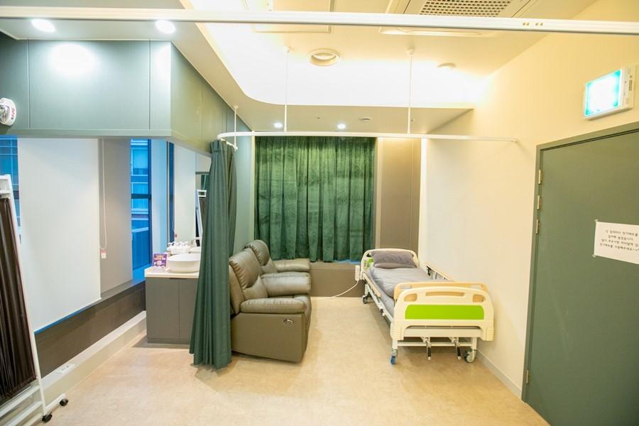 Gangnam Cube Eye Clinic4